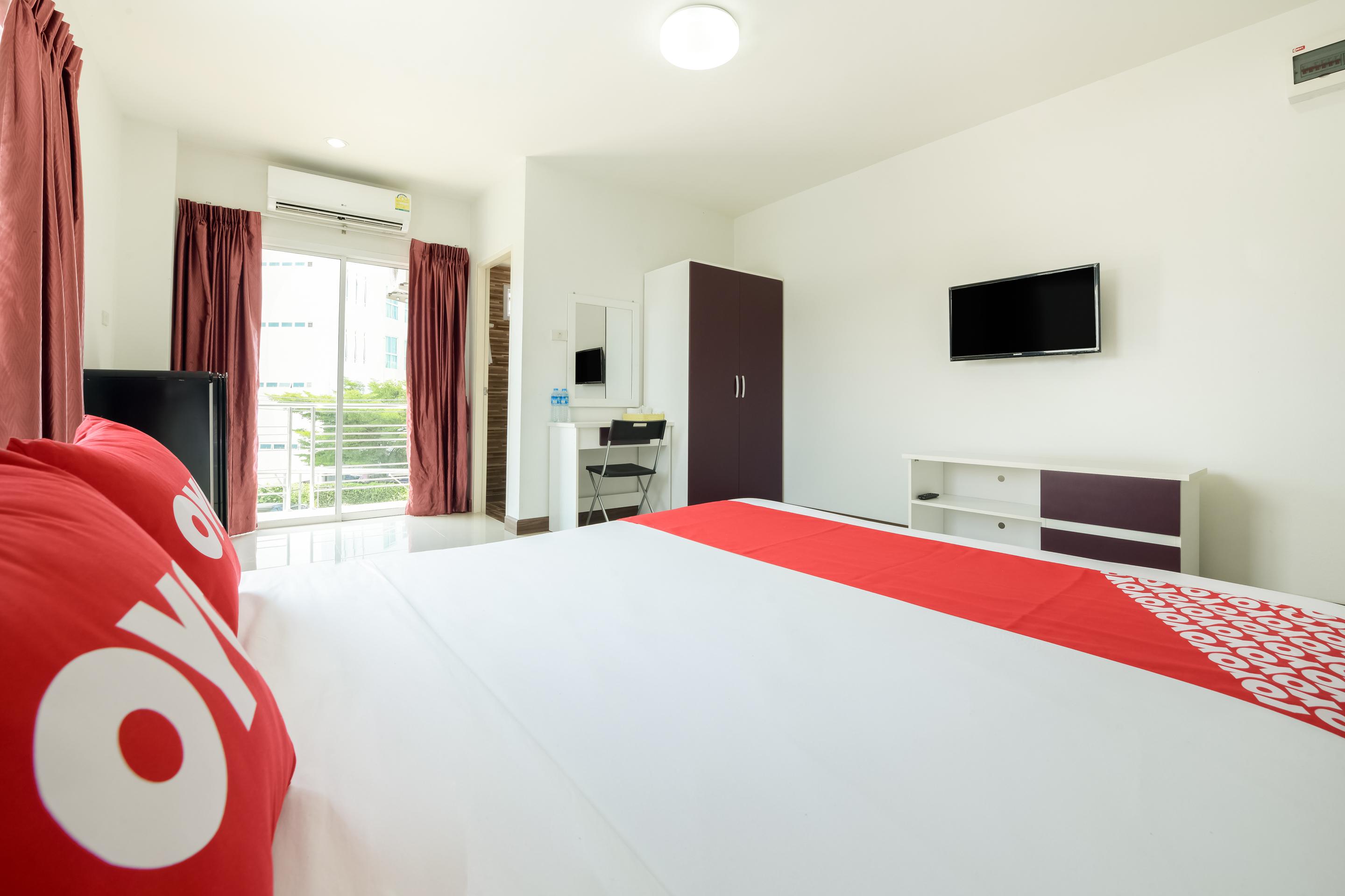 Oyo 350 Mae Saeng Place Si Racha Εξωτερικό φωτογραφία